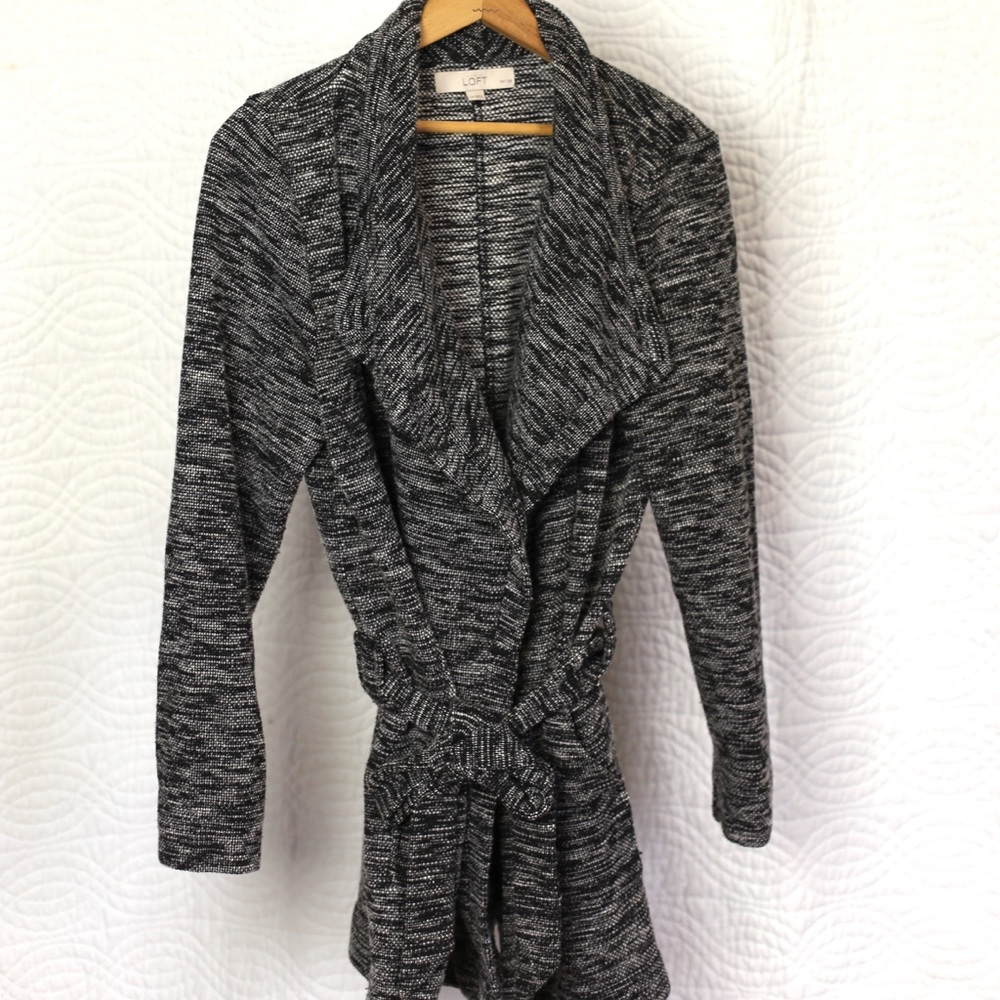Women’s Grey B&W LOFT Cardigan
